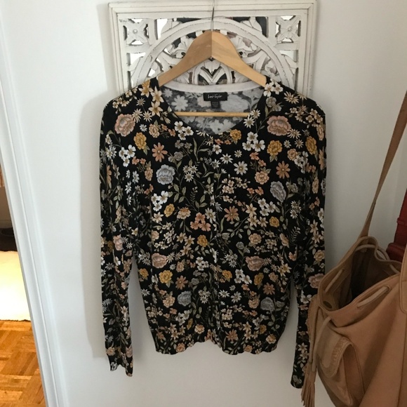 NWT SWEATER SET - Picture 8 of 9